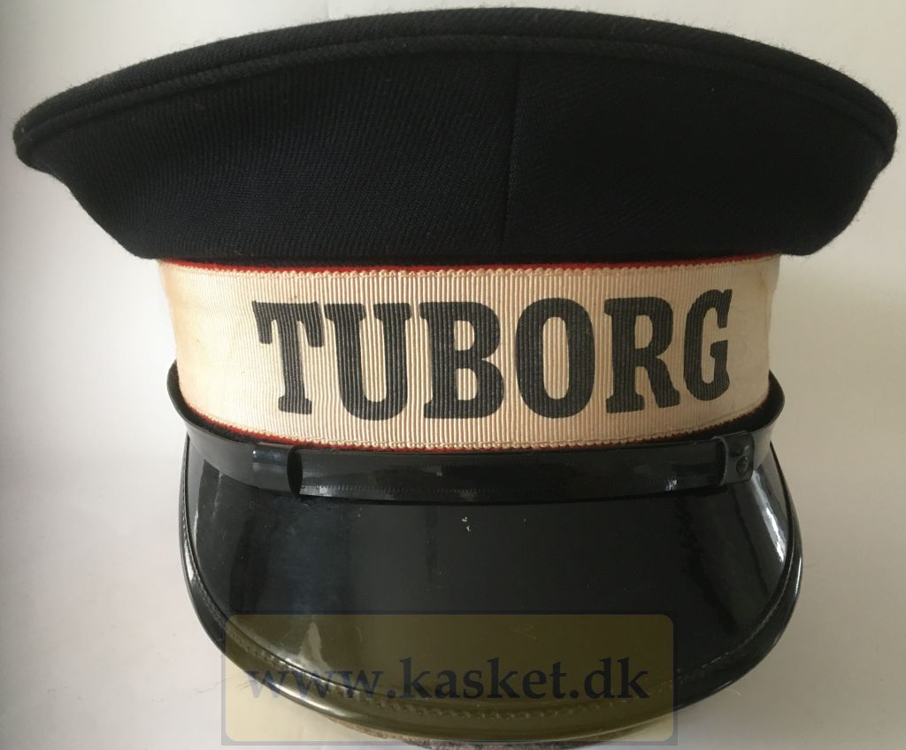 motor med sig morgenmad Tuborg Ølkusk. Fabrikant DANACAP. – Danske uniformskasketter