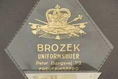 BROZEK UNIFORMSHUER